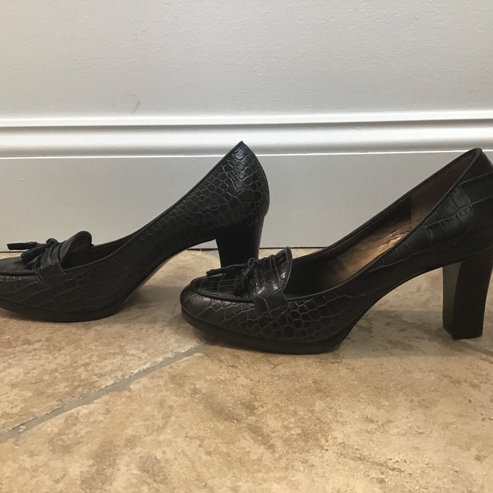 LOFT Crocodile High Heeled Loafer Style Shoes NWOT - Picture 3 of 7